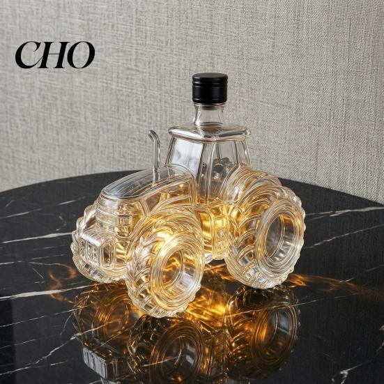 Fiaschetta di Vetro a Forma di Trattore Caraffa per Whiskey a Forma di Trattore, Bottiglia da Vino da 300 ml con Tappo, Trasparente e per Alcolici, Articolo da Bar Originale e Novità