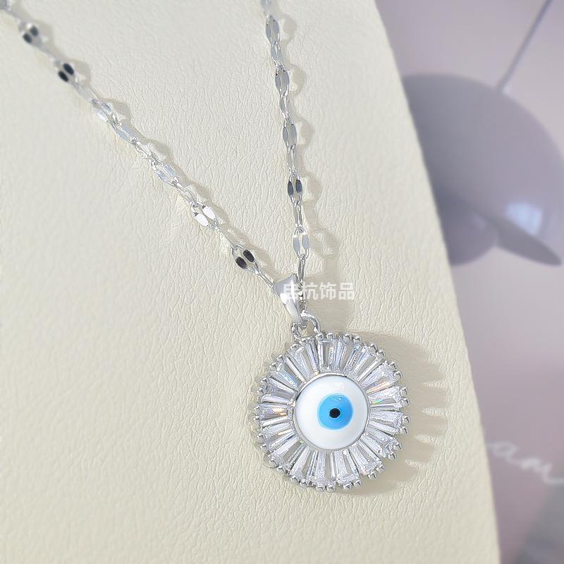 Creative Devil'S Eye Necklace Women'S Personality Trend Versatile Diamond Blue Eye Pendant