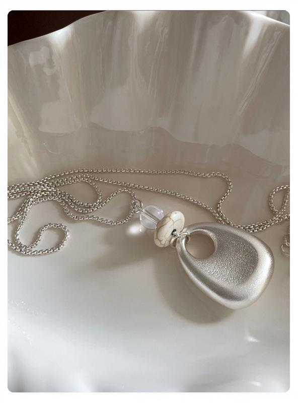 Matte Minimalist Pendant Necklace - Personalized Layered Aesthetic Chain Accessories