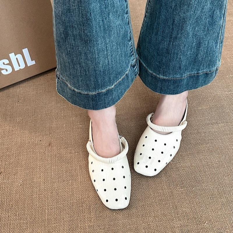 Модные Элегантные Ретро Полые Дышащие Сандалии Квадратный Носок Повседневные для Женщин 2025 Лето Новая Мода Удобные Универсальные Полушлепанцы