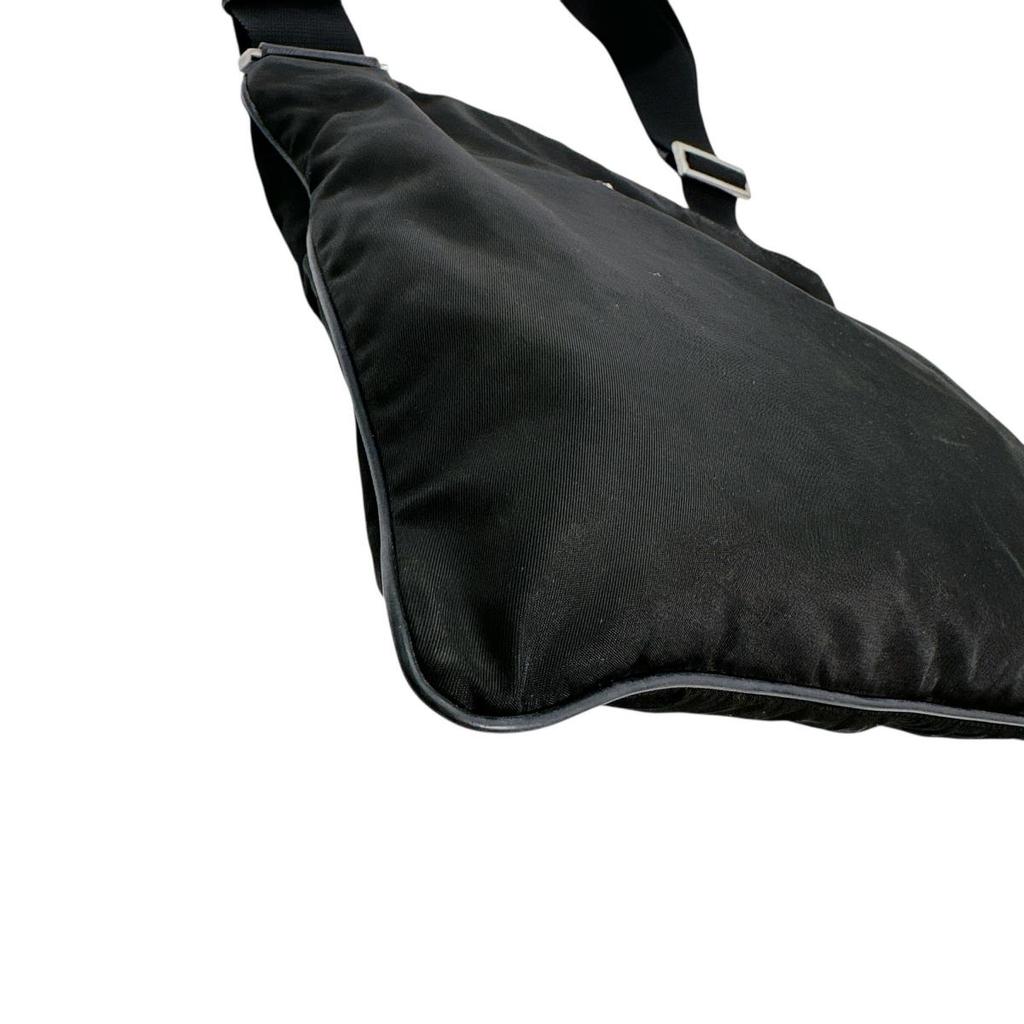 PRADA lightweight Diagonally hung Shoulder Bag Nylon black Women Used