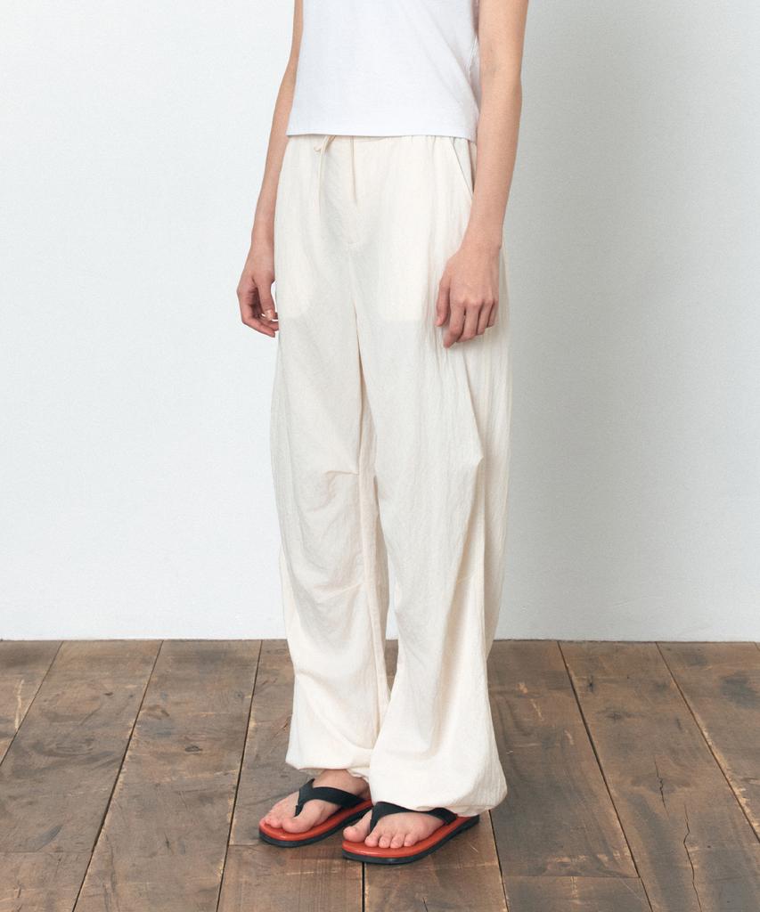 Siyajyu Sipt7184 Silky Parachute Pants_Cream