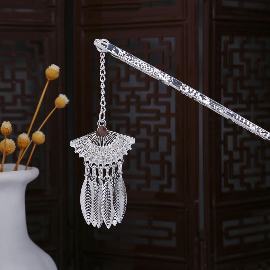 Miao Geometric Hollowed Out Step Shaking Tassel Hairpin Vintage Peacock Tassel Ancient Wind Cheongsam Cheongsam Hanbok Hair Ornaments