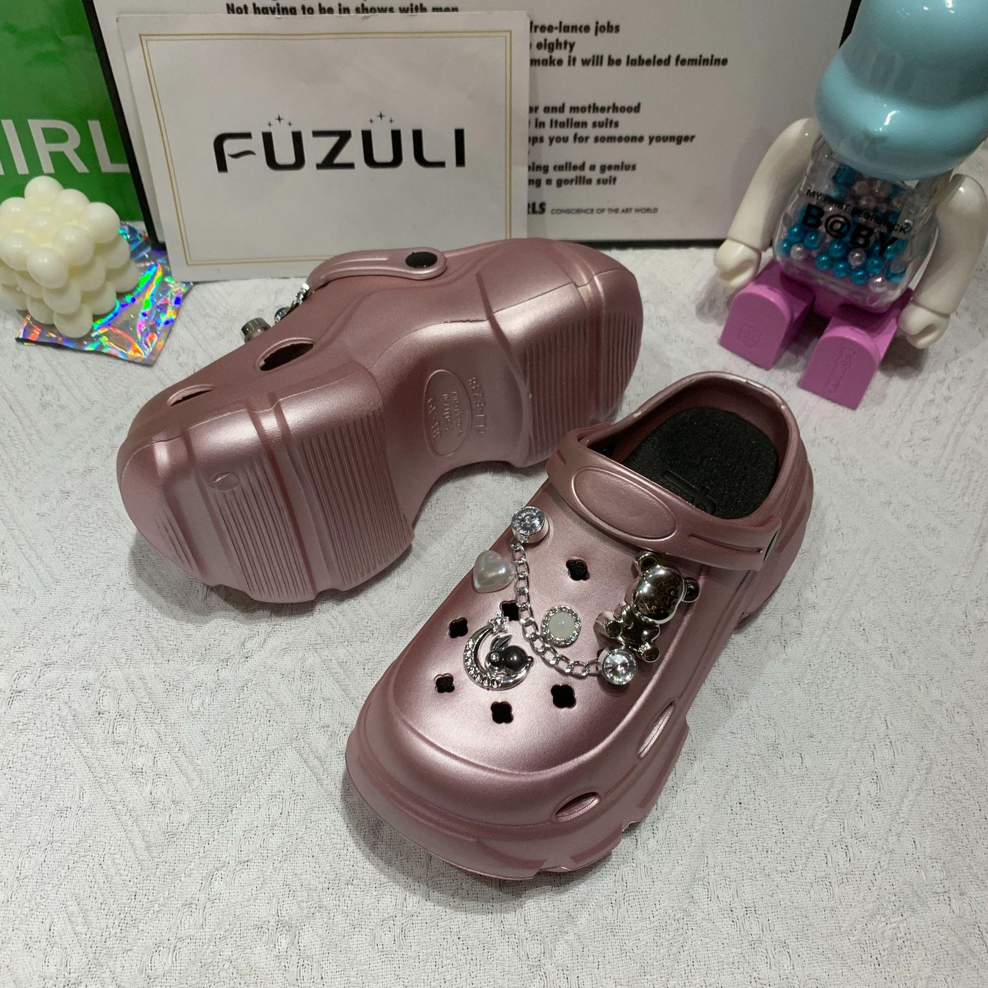 

Женские дырочки, летняя новая повседневная одежда, мультфильм, аксессуары своими руками, модные, на толстой подошве, крутые тапочки, производитель 40 розовый