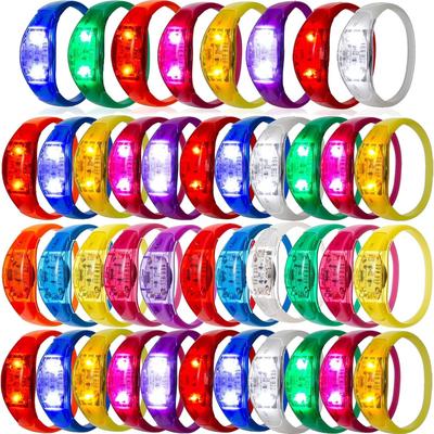 10 Bracelets LED Activés par le Son avec LED Stroboscopiques Clignotantes Contrôle Musical Lumineux pour Rave, Prix de Jeu, Cadeau d'Anniversaire, Cadeau de Saint-Valentin