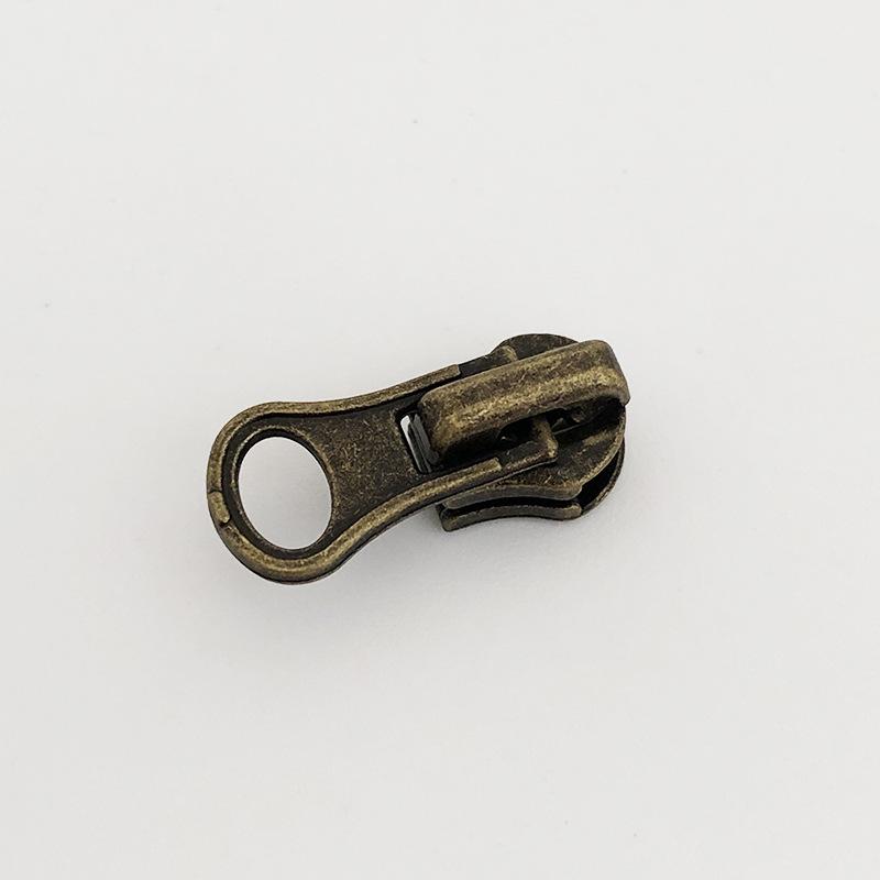 Universal Metal Zipper Puller for Duvet Covers, Backpacks, and Jackets