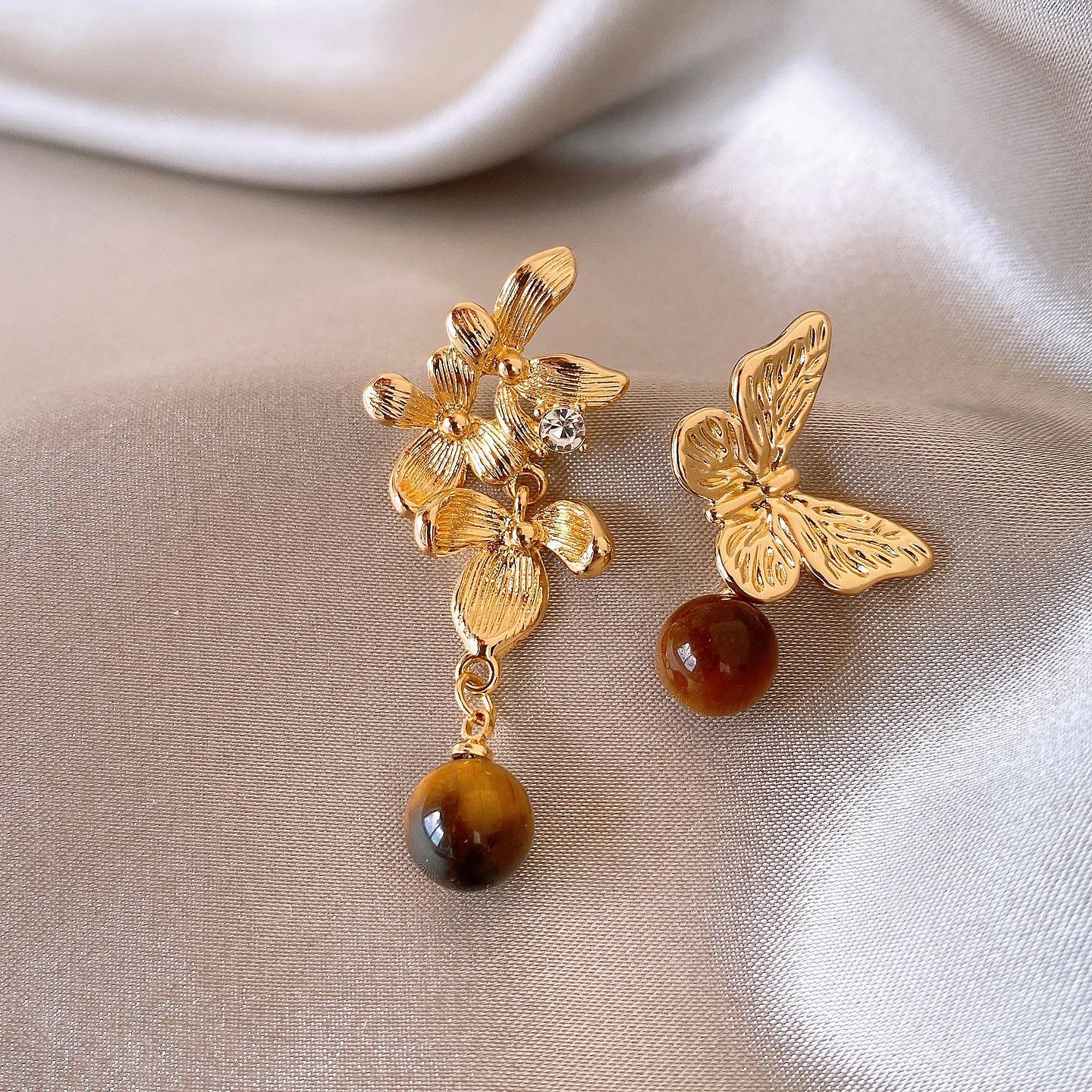 Silver Needle Asymmetrical Tassel Resin Earrings - Luxury High-End Retro Style by Meilade