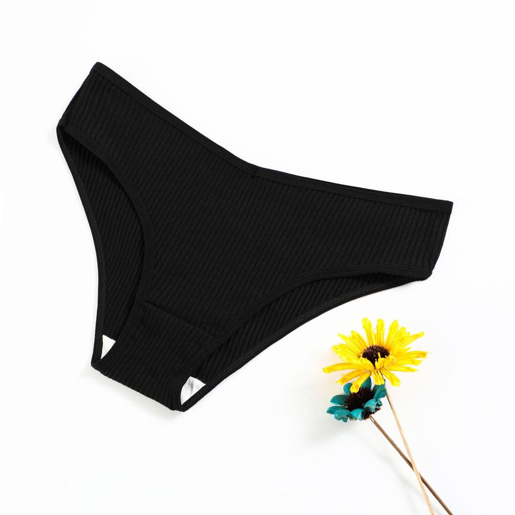 Women Spring and Summer New Cotton Pure Color Breathable Hip Breathable V Shaped Low Waist Briefs