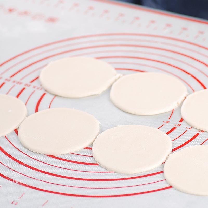 Rustfritt stål Stor melbolleskinn Deigsirkelrullemaskinkuttere Hjemmebakemaskin Kjøkken Pai Pizza Bakverk Rulleverktøy