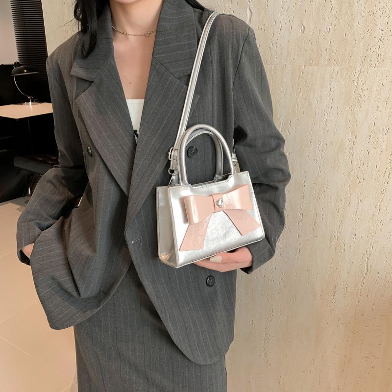 Spring Textured Niche Crossbody Bag Retro Fashion Handbag Women New Beautiful Handbag Small Bag Women