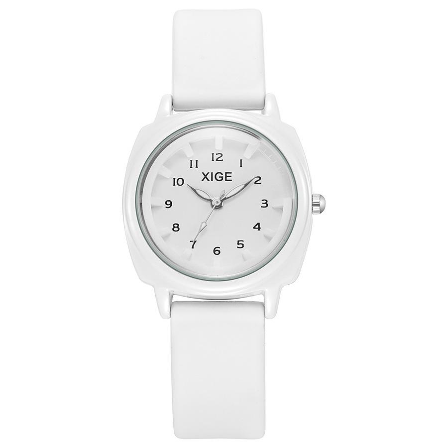 Trend Waterproof Watch Student Male And Female College Style Retro Literary Couple Watch Quartz Watch