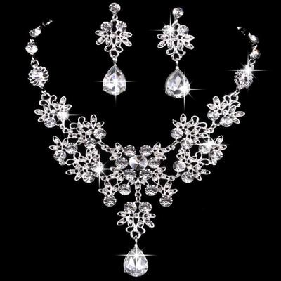 Kifu Brautschmuck-Set: Schmetterling & Tropfen Halskette Ohrringe für Hochzeiten