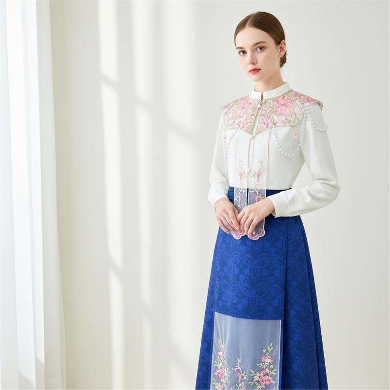 Traditional Chinese Embroidered Flower Cloud Collar with Tassels Polyester Comfortable for Cloth Accessory Cultural Wear
