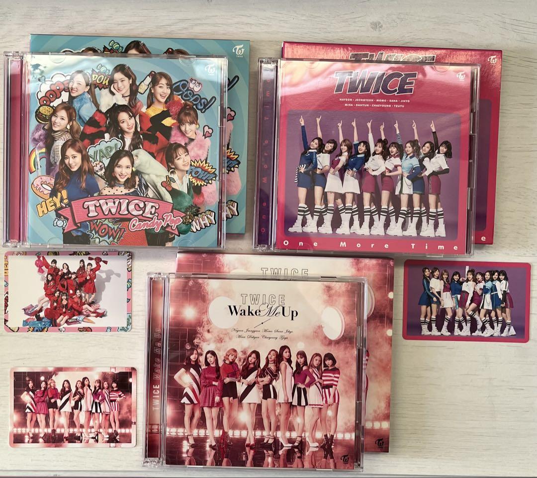 

[USED] TWICE CD WakeUp OneMoreTime CandyPop Set