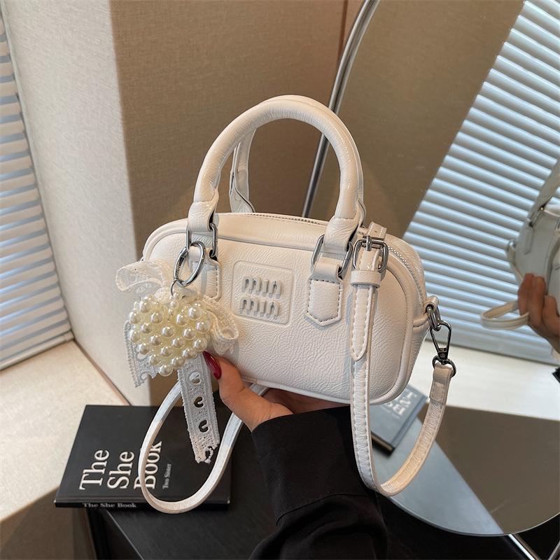 Popular Small Bag Women's New Versatile Messenger Bag Casual Portable Pillow Bag