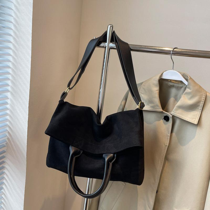 

Зарубежный заказ модная ретро сумка большой вместимости женская 2024 осень и зима новая сумка премиум пригородный мессенджер складная сумка