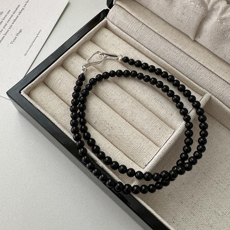 

S925 Sterling Silver Fever With The Same Black Agate Necklace, The Same Style Can Be Stacked With Beaded Collarbone Chain 925 silver