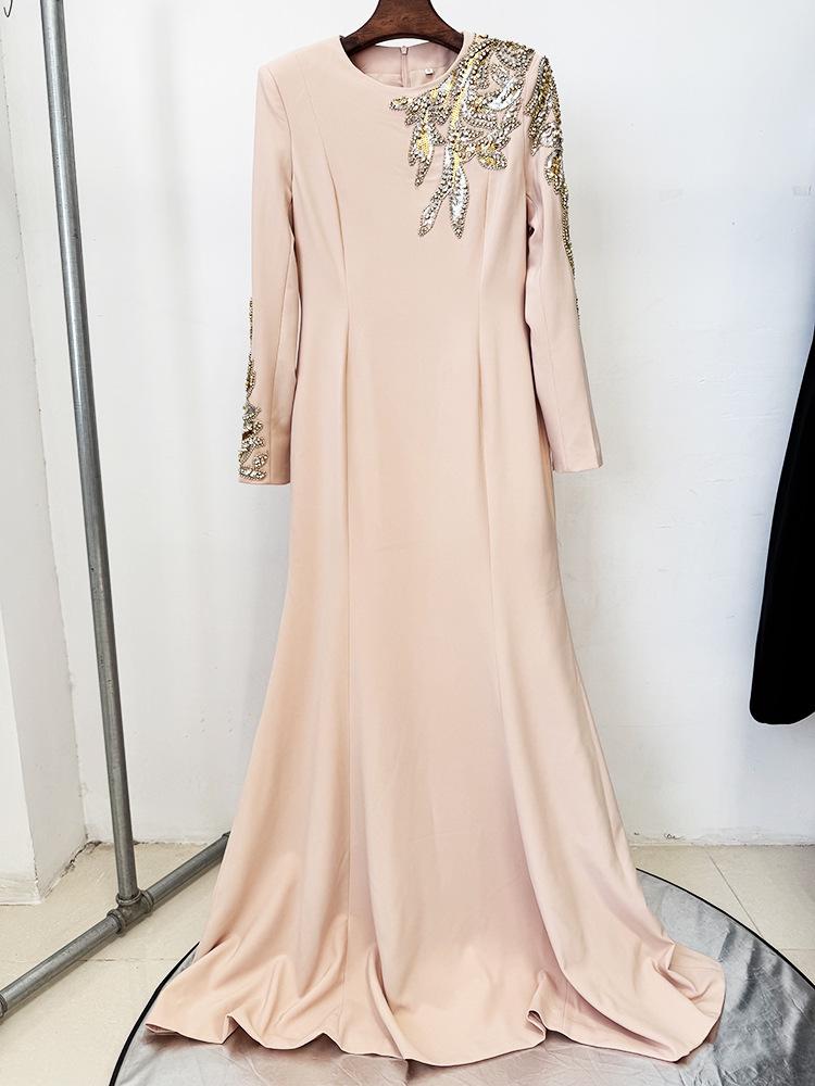 2026 Europäisches & Amerikanisches Designer-Langes Ballkleid mit Starker Perlenstickerei & Strasssteindetails