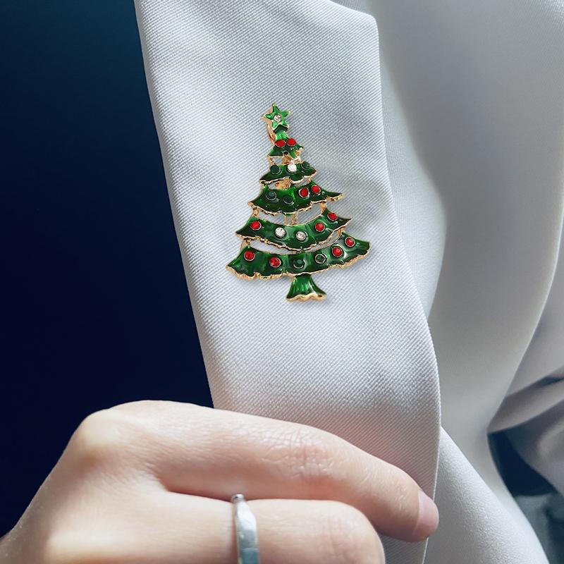 Weihnachtsbroschen Kranzdesign Schmuck Weihnachtsbaumdesign Kleidungspassend Exquisite Weihnachtsdekoration Glänzend 11 Stile