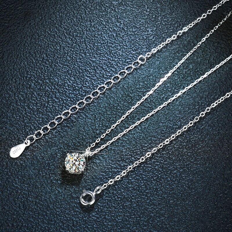 S925 Sterling Silver Necklace Female Moissanite Necklace One Carat Simple Four -Claw Stone Clavicle Chain High -End Jewelry