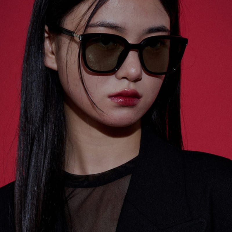 

RECLOW ROCHE SUNGLASS GREEN FREE