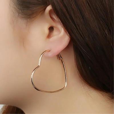 EK2095 New Fashion Hollow Peach Heart Earring Metal Plating Ornaments Simple Dangle Ear For Women Copper Brincos Jewelry