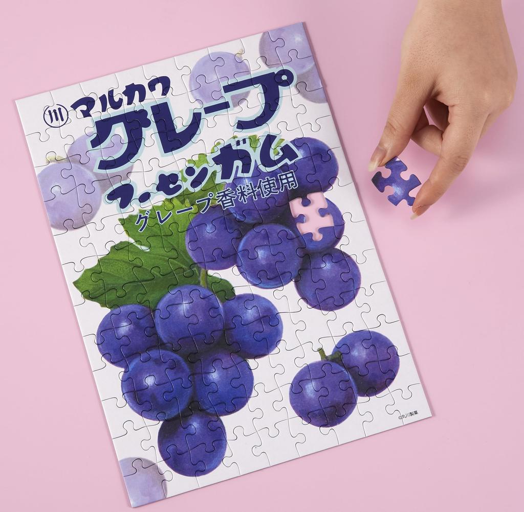 [Made in Japan] Beverly 108-Piece Marukawa Grape Bubble Gum Jigsaw Puzzle (18.2 x 25.7 cm) 108-201