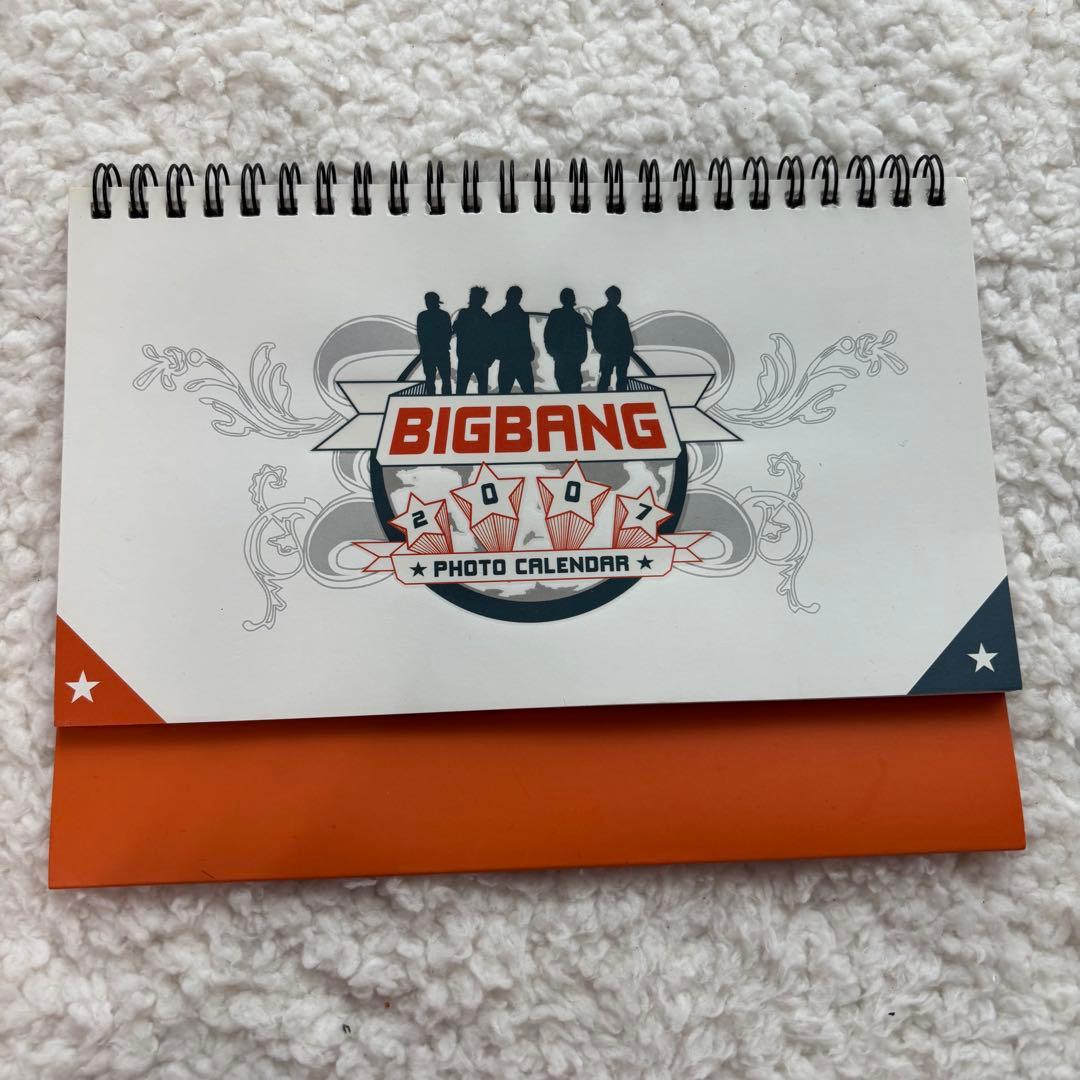 

[USED] BIGBANG Photo Calendar with Signature