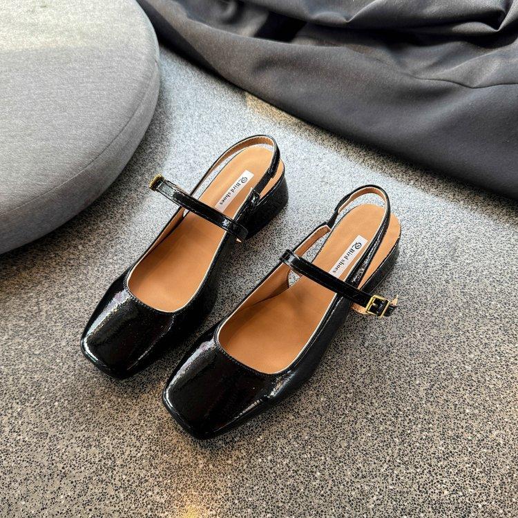 French Bag Head Sandals Women's Shoes Spring and Summer 2025 New Square Head Black Mary Jane with Skirt Temperament Single Shoes