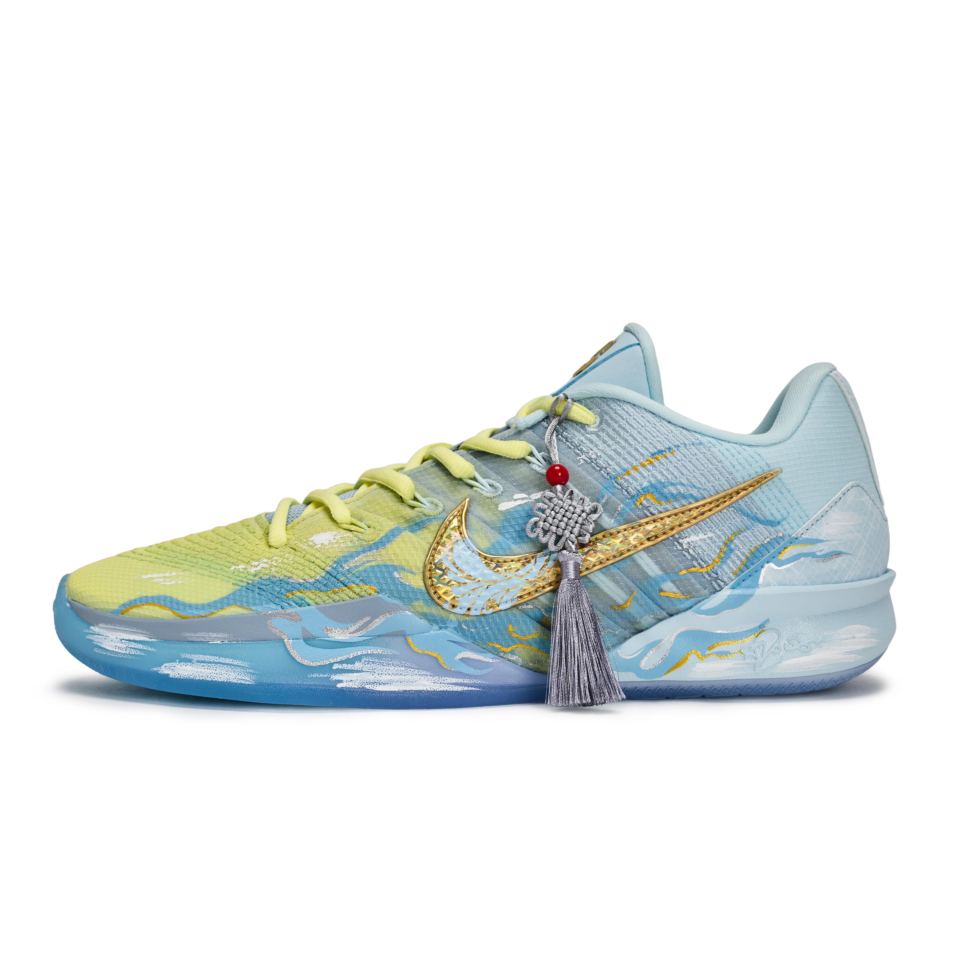

Nike Sabrina 3 811 Manufacturing, Cloud Swift As Wind Abrasion Resistant Low top Basketball Shoes Unisex HF2882-400(Team80-) 40.5