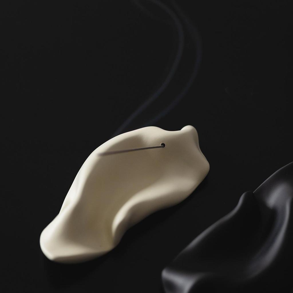 AURA Wabi-Sabi Nordic Minimalist Incense Holder Sculpture