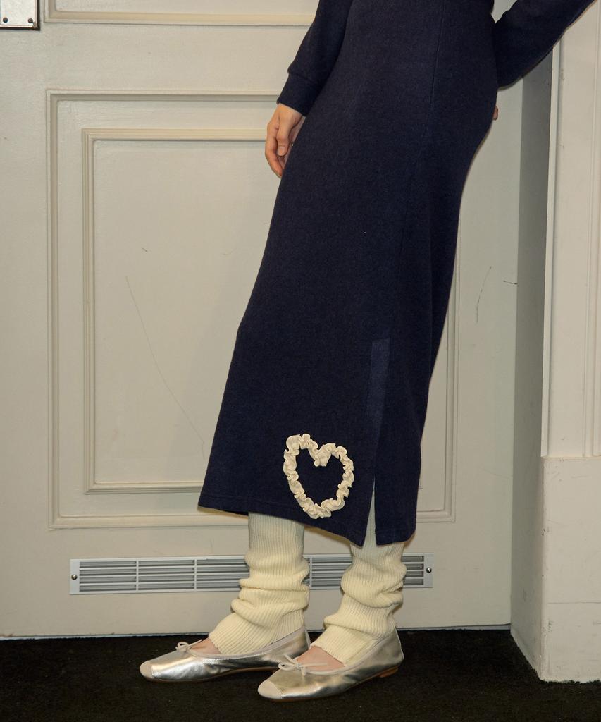 Salon De Yon Heart Point Knit Skirt_ Navy
