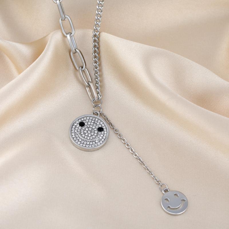 Charming Korean Design Smiley Face Necklace With Elegant Round Bead Chain For Everyday Wear