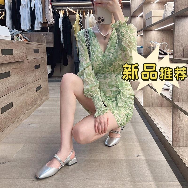 Qiangshengda 2025 square head microfiber leather rhinestone rear empty thick heel sandals women Mary Jane low heel comfortable