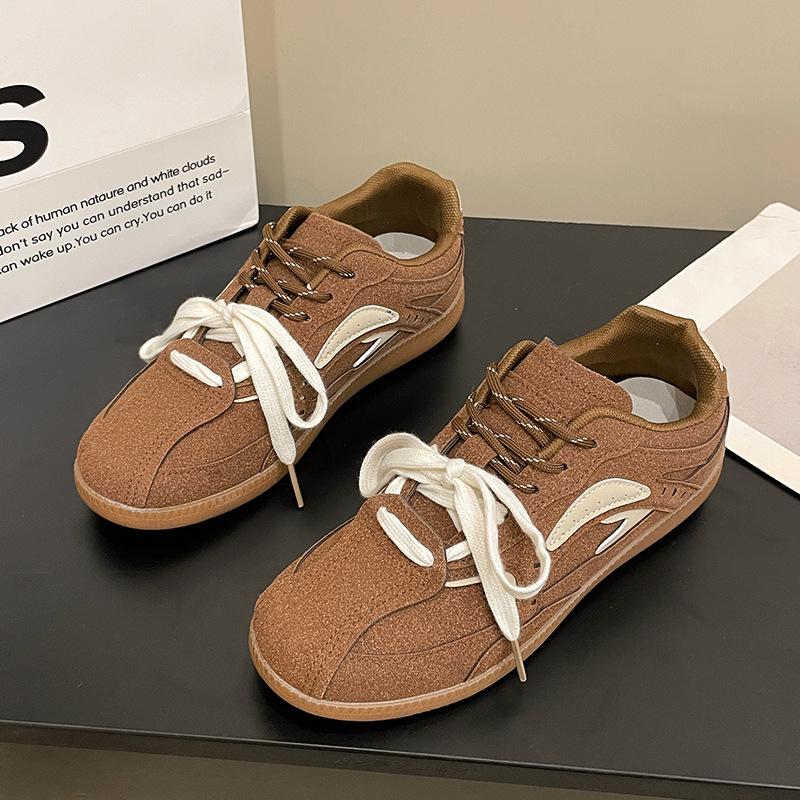 

Forrest Gump shoes women s autumn new niche design sense lightweight and versatile flat bottom breathable casual shoes 40