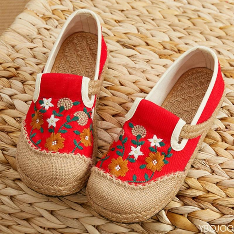Fashion Casual Women's Shoes Fashionable Retro Elegant Ethnic Style Embroidered Flower Chinese Flat Bottom Women's Shoes Zapatos Mujer