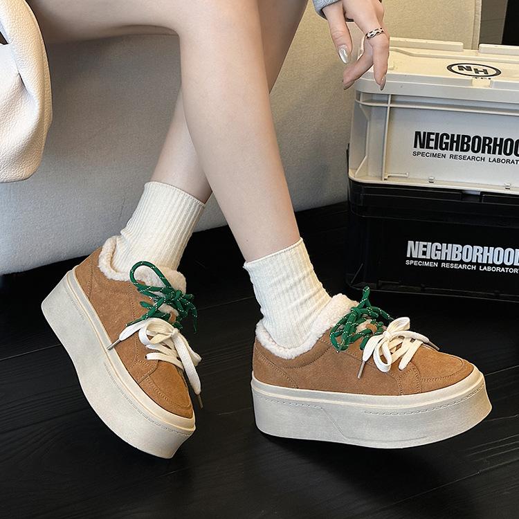 

Женские туфли из кожи и бархата, новые двухцветные кроссовки на шнуровке, универсальные кеды на толстой подошве в стиле ретро 40