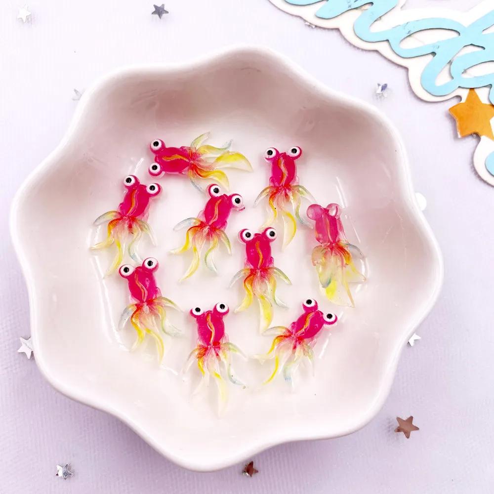 

20 шт., симпатичная фигурка золотой рыбки с разноцветными глазами из смолы, аппликация из стразов на плоской основе, своими руками, украшения для альбома, маникюрные аксессуары для творчества