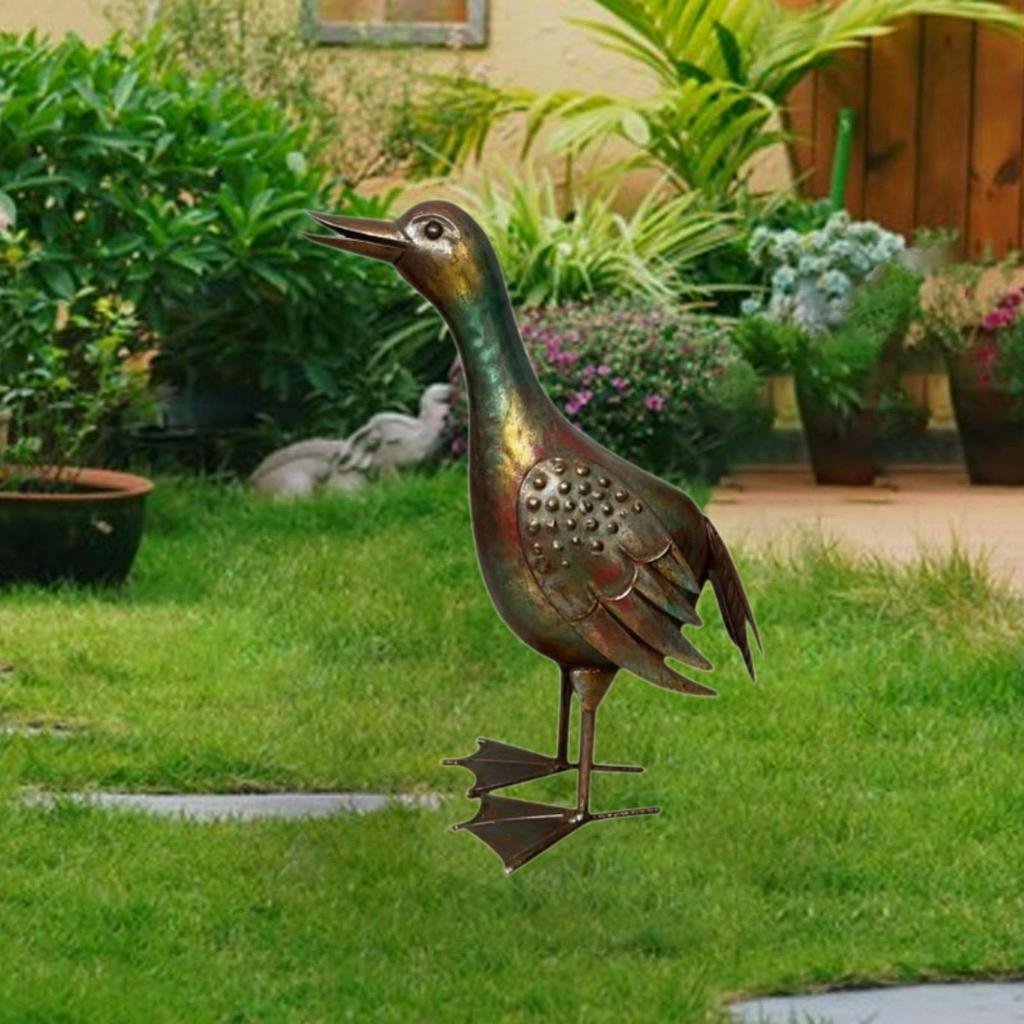 Duck Art Sculpture ,Lifelike Ducks Figurine ,Garden Decor Multifunctional Sturdy,
