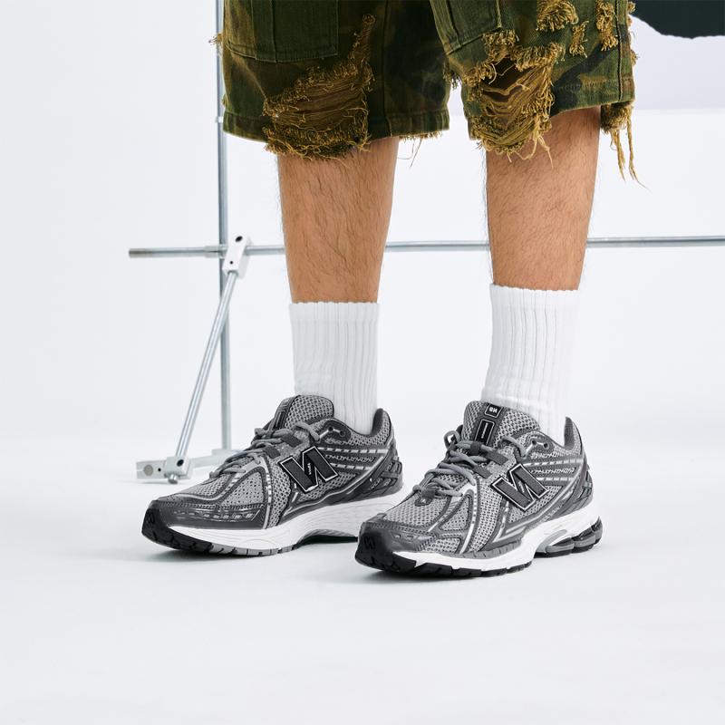 New Balance 1906R 'Magnet' Jd Exclusive Sneakers M1906RJS