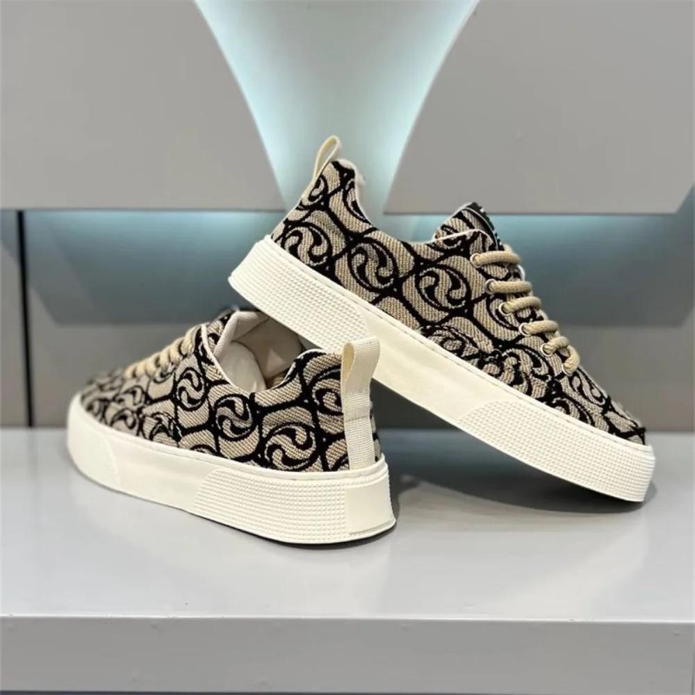 Mode Herrenschuhe Frühling Neu Vielseitige Canvas-Schuhe Niedrig Geschnittene Lässige Board-Schuhe Designgefühl Sportschuh Sneakers Herren Zapatos Casuales