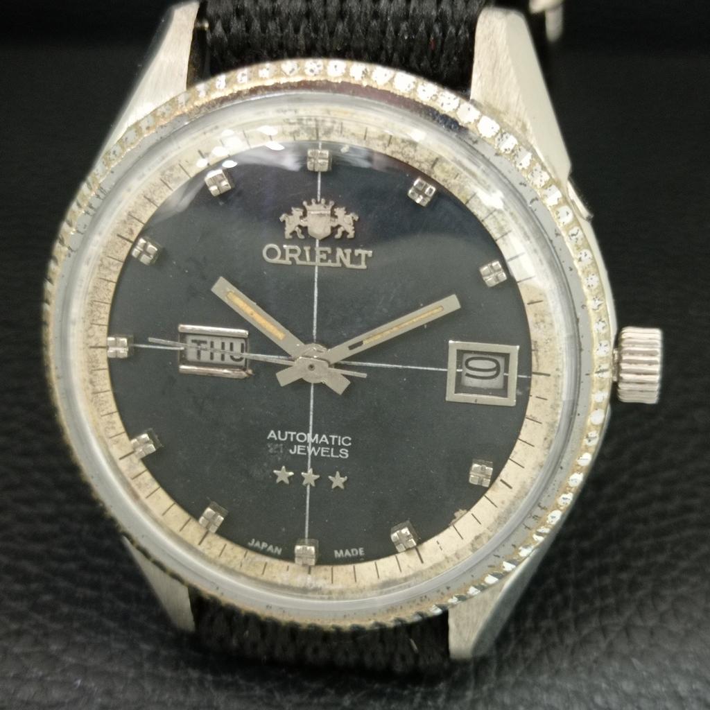 VINTAGE ORIENT AUTOMATIC JAPAN MENS BLACK COLOR DIAL WATCH A706309-1