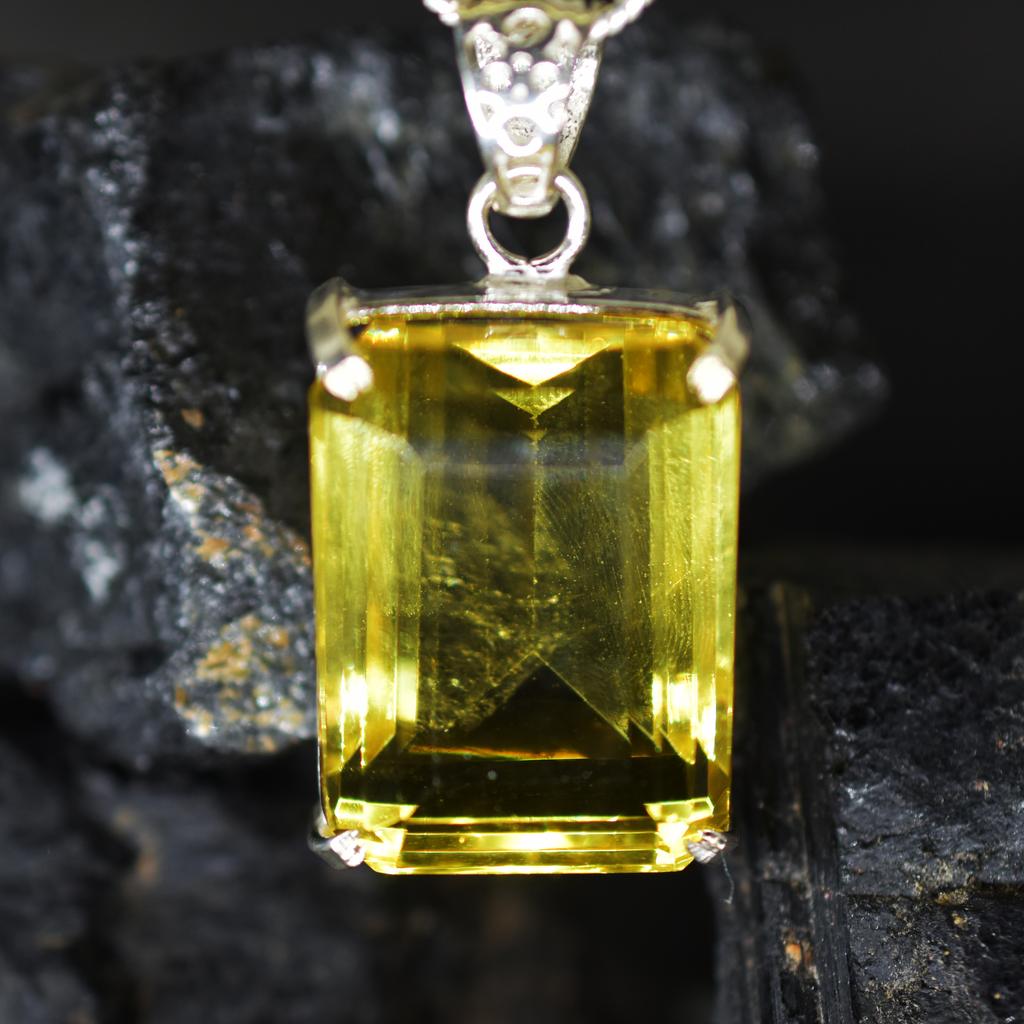 Natural Yellow Topaz 925 Sterling Silver Pendant Emerald 96.35 Certified Gems My-398-k