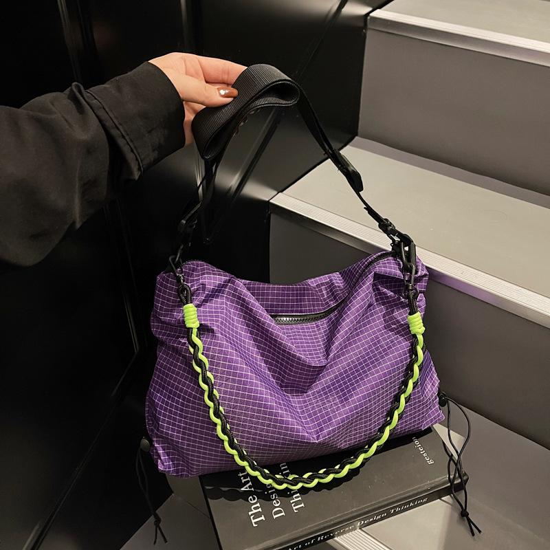 Women's Large Capacity Cross-Grid Canvas Crossbody Bag - Autumn/Winter 2025 High-End Commute Pillow Bag