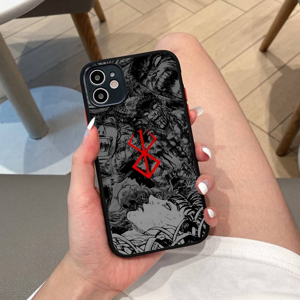 Berserk Guts Hot Anime Phone Case For IPhone 16 15 14 11 12 13 Pro Max Plus 12 XS Max Back Cover Matte Case
