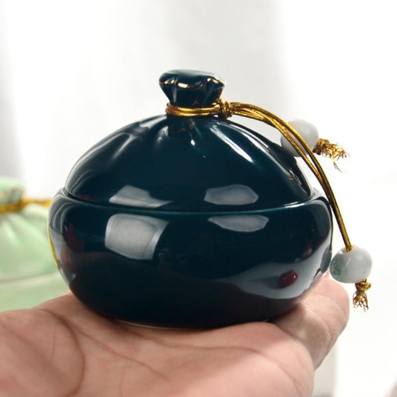 Creative Mini Ceramic Storage Jar Portable Travel Tea Can Crafts Household Food Candy Storage Jar Home Decoration Furnishings
