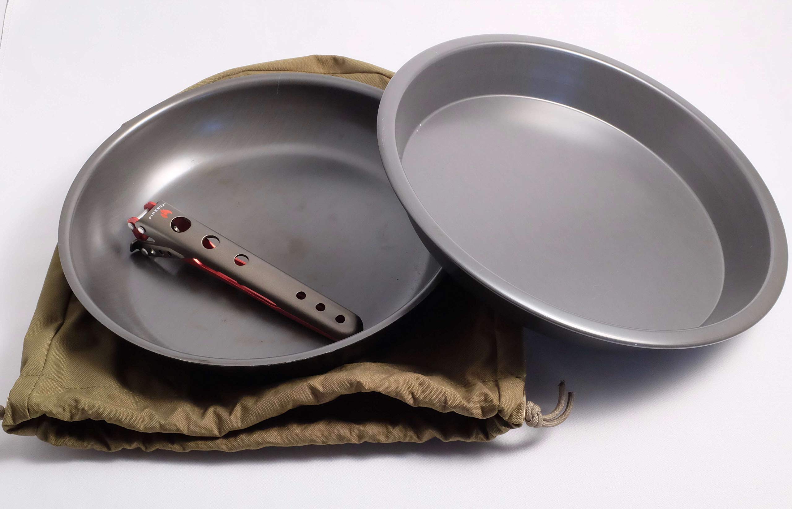 

Набор для приготовления пищи FIREBOX включает сковороду, ковбойскую сковороду и большую алюминиевую кастрюлю. Идеально подходит для улицы и сковороды, тарелки, лопатки, чехла.. Г.А.А.. [Официальный