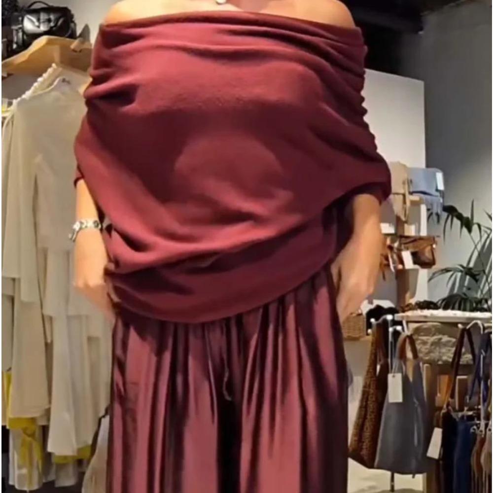 An Elegant Off-the-shoulder Top Paired with A Satin Wide-leg Pants Two-piece Set