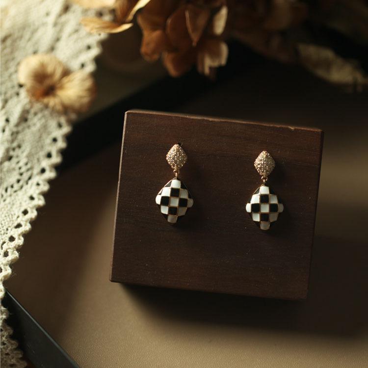Trendy S925 Gold-Plated Sterling Silver Black & White Checkered Drop Earrings