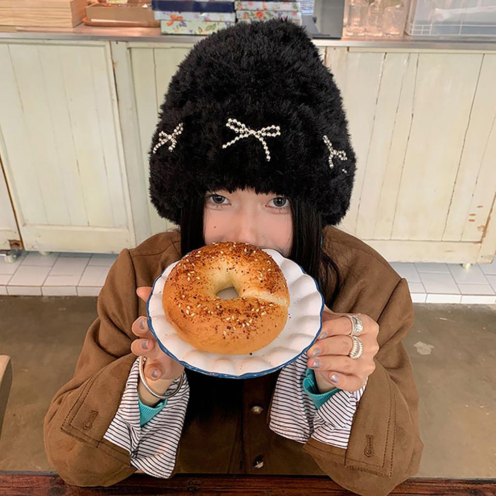 Girls Slouchy Beanie with Metal Bowknot Decals Winter Student Outdoor Cycling Skiing Climbing Hat Cold Weather Hat